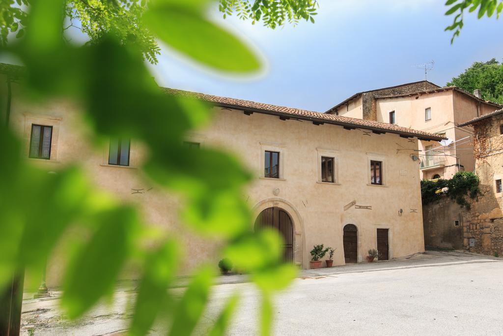 Casa Rosati Hotel Fontecchio Buitenkant foto